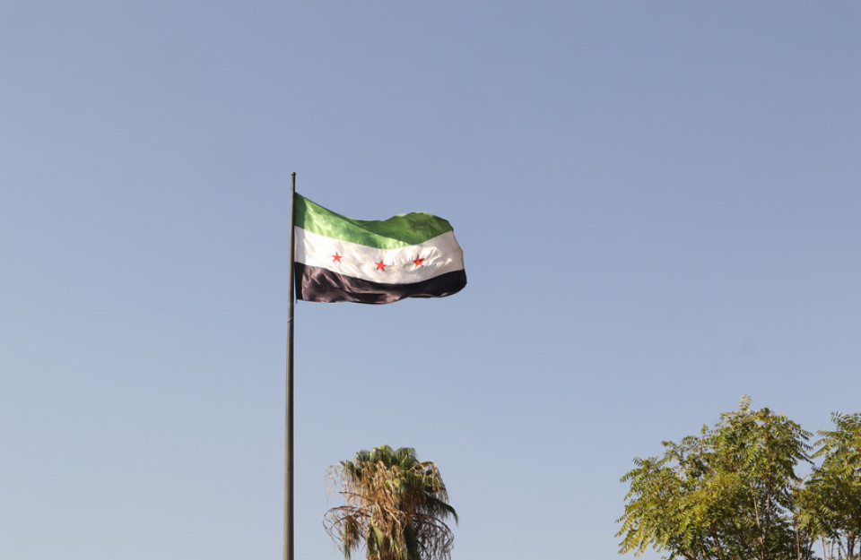 الجهات المختصة تحجز على أموال مدراء شركات قاطرجي وعائلاتهم