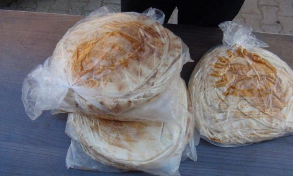 وزارة الاقتصاد أنه لا تغيير على سعر و وزن الخبز