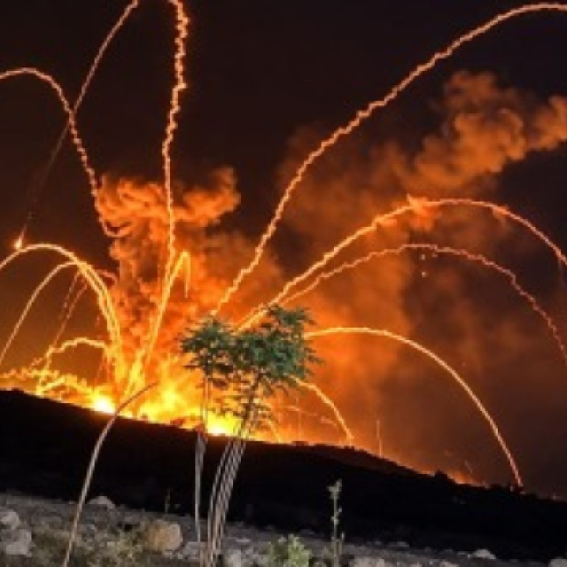 انفجار مستودع ذخيرة في مدينة السفيرة بحلب