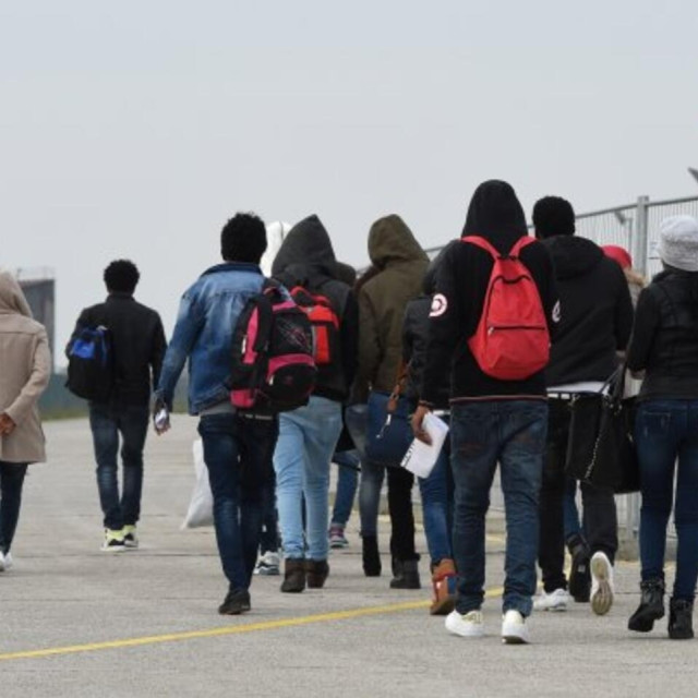 المانيا تعتزم رفع التعويض المالي للعودة الطوعية للاجئين السوريين