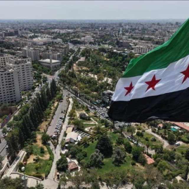 وكالة "رويترز":  اجتماع بين مسؤولين من سوريا وحزب الله اللبناني في تركيا 