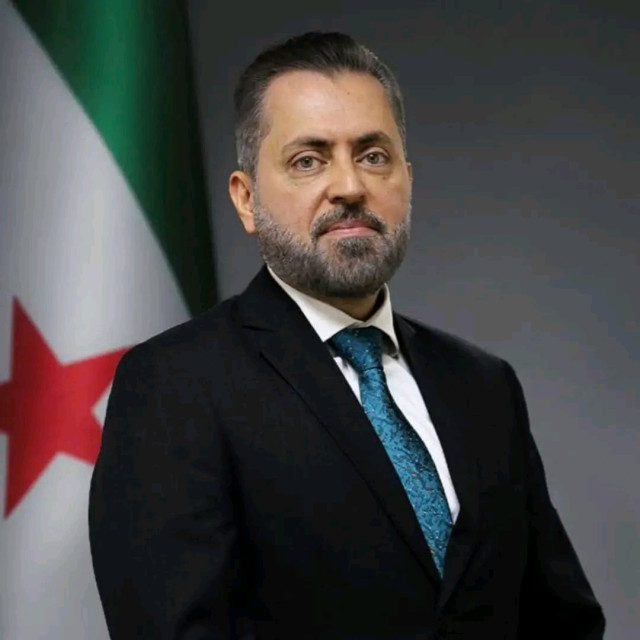 رئيس الشركة السورية للبترول يؤكد أن أعمال مد خط أنابيب نفط العراق_سوريا سيبدأ قريبا