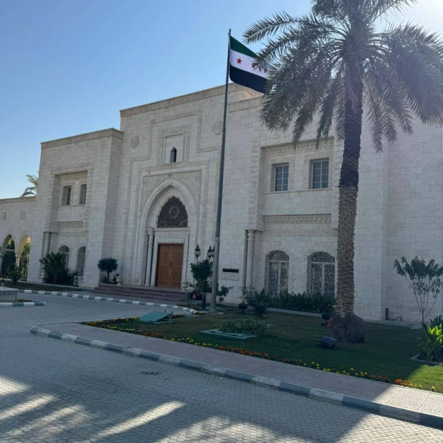 السفارة السورية تنعي مواطنة سورية توفيت في الرياض 